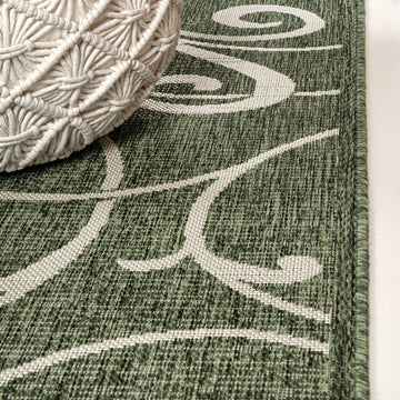 Maribel Traditional Classic All-Over Scroll Area Rug